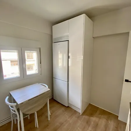 Nuevo Apartamento Para Estrenar En Calle Universidad * Santander